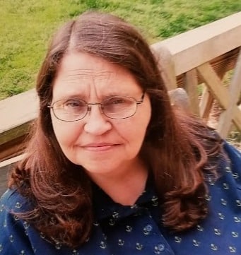 Mary Suzanne Cash